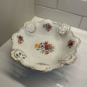 Vintage Weimar Porzellan Footed Bowl – Barbarina Pattern